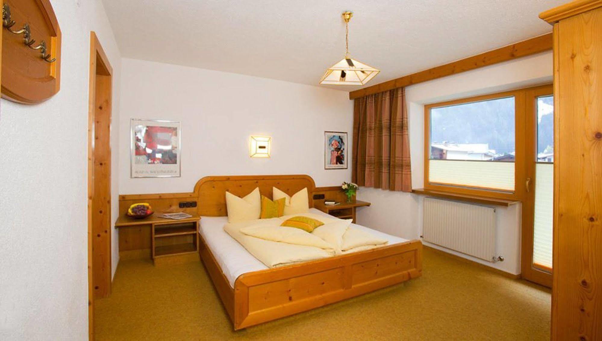 Top Tirol Appartement Huben  Luaran gambar