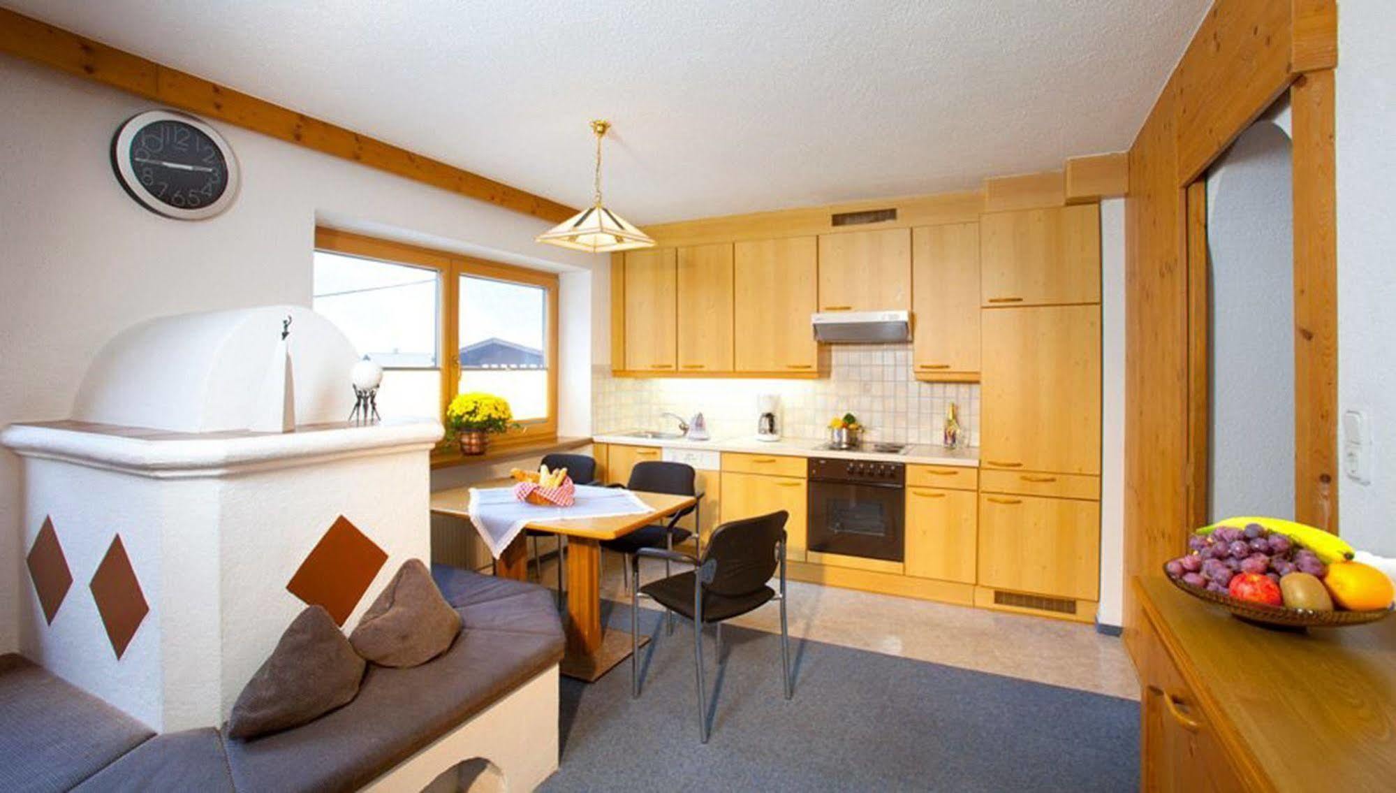 Top Tirol Appartement Huben  Luaran gambar